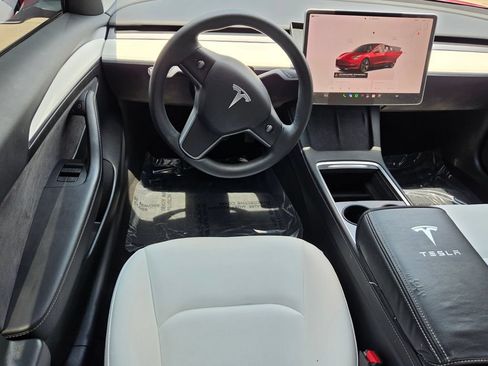 Used 2023 Tesla Model 3 Standard Range RWD image 11