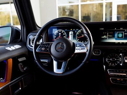 Used 2022 Mercedes-Benz G 550 image 27