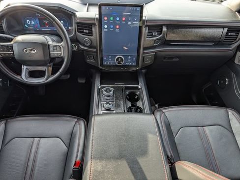 Used 2024 Ford Expedition Limited AWD/4WD image 11