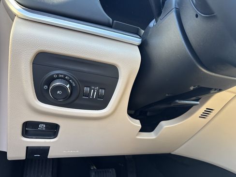 New 2026 Jeep Grand Cherokee Limited AWD/4WD image 34