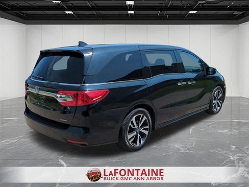 Used 2018 Honda Odyssey Elite image 8
