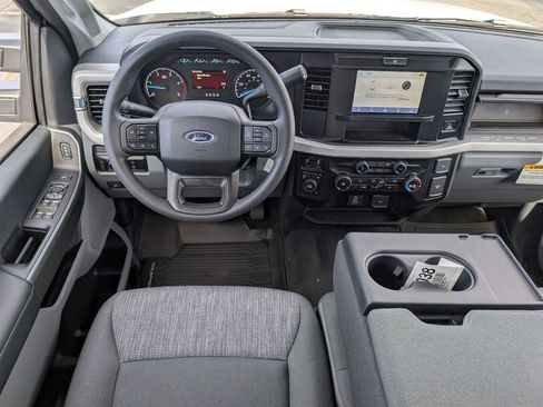 New 2026 Ford F450 XLT w/ XLT Value Package image 7
