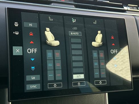 New 2025 Land Rover Range Rover SE image 24