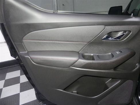 Used 2022 Chevrolet Traverse RS w/ LPO, Floor Liner Package AWD/4WD image 25