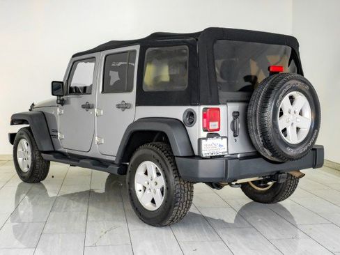 Used 2017 Jeep Wrangler Unlimited Sport w/ Quick Order Package 24S AWD/4WD image 8