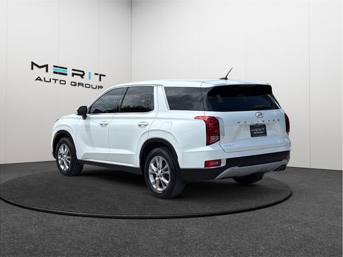 Used 2022 Hyundai Palisade SE w/ Cargo Package FWD image 7