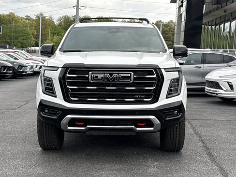 New 2026 GMC Yukon XL AT4 w/ AT4 Premium Plus Package image 16