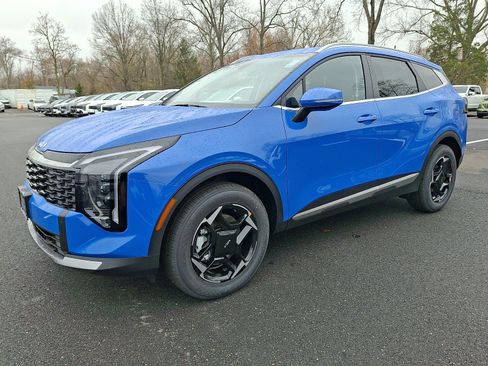 New 2026 Kia Sportage EX AWD/4WD image 3