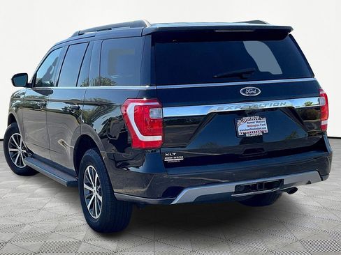 Used 2021 Ford Expedition XLT image 11
