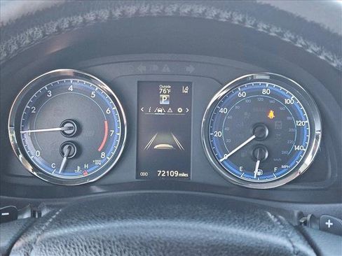Used 2019 Toyota Corolla SE image 11
