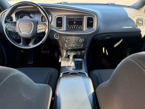 Used 2022 Dodge Charger SXT image 16
