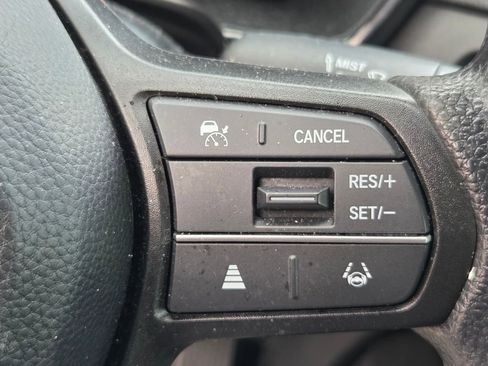 Used 2023 Honda CR-V LX image 9