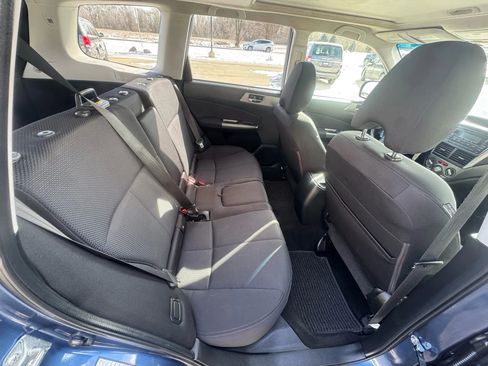 Used 2012 Subaru Forester 2.5X Premium w/ All-Weather Pkg image 17