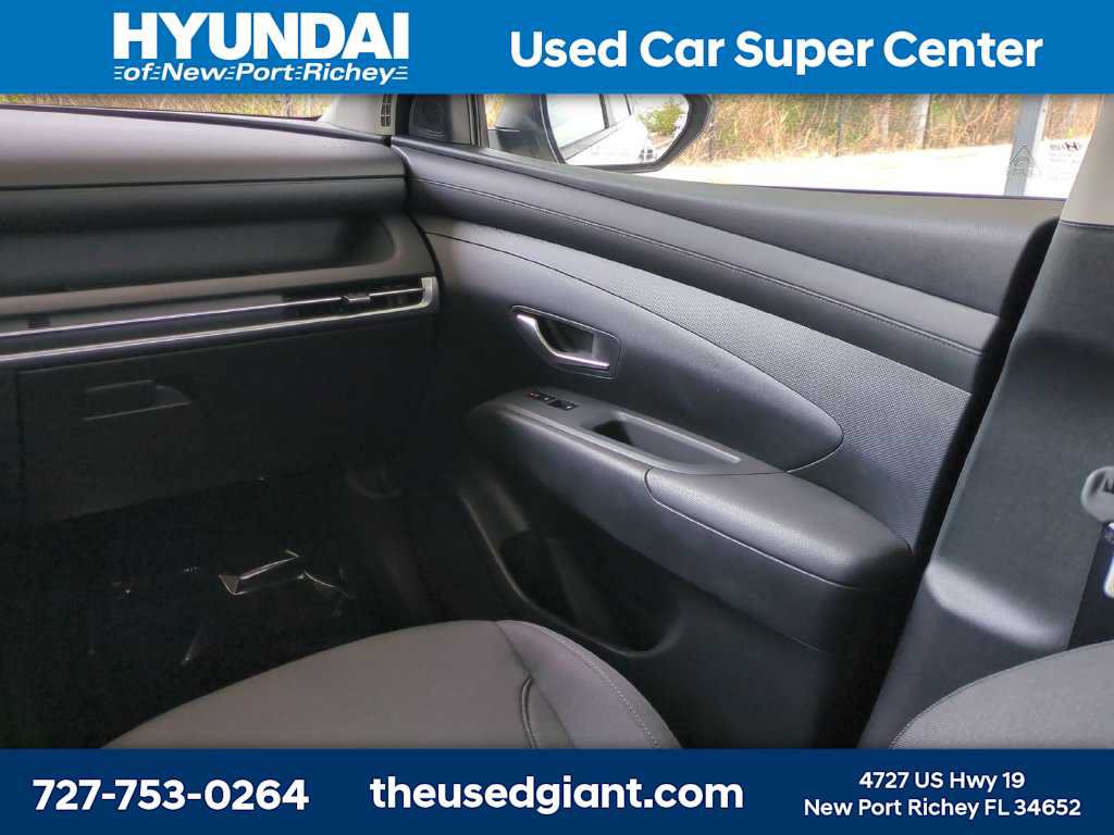 Used 2026 Hyundai Tucson SE FWD image 18