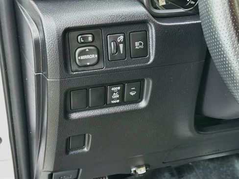 Used 2024 Toyota 4Runner TRD Off-Road AWD/4WD image 10