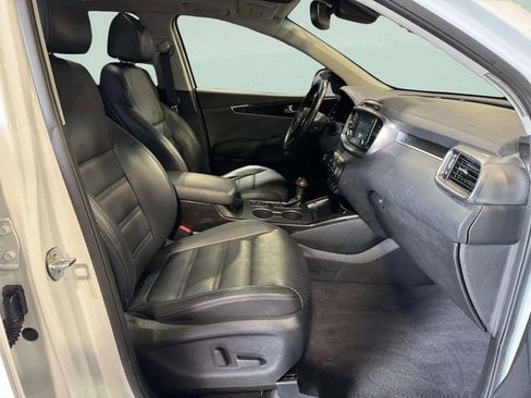 Used 2018 Kia Sorento EX w/ EX Advanced Touring Package image 31