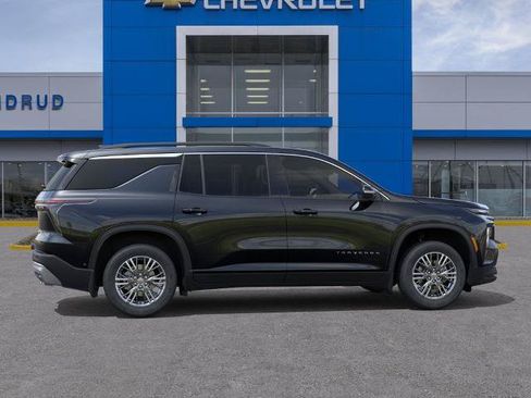 New 2027 Chevrolet Traverse LT w/ Driver Confidence Package AWD/4WD image 5