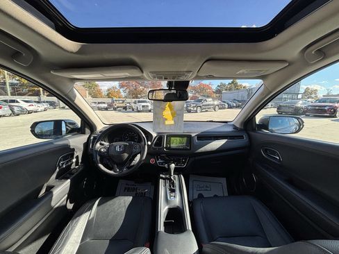 Used 2019 Honda HR-V EX-L image 16