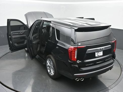 Used 2022 GMC Yukon Denali w/ Denali Ultimate Package AWD/4WD image 64