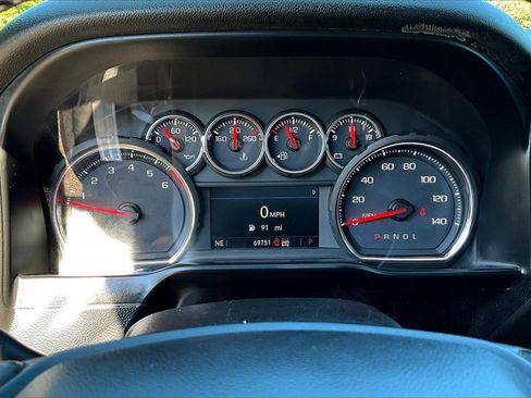 Certified 2019 Chevrolet Silverado 1500 RST image 13