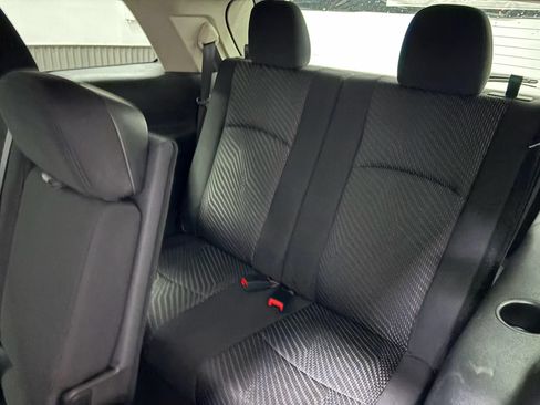 Used 2014 Dodge Journey SXT w/ Flexible Seating Group FWD image 20
