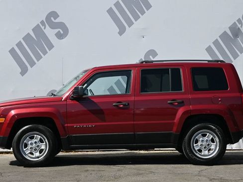Used 2017 Jeep Patriot Sport FWD image 6