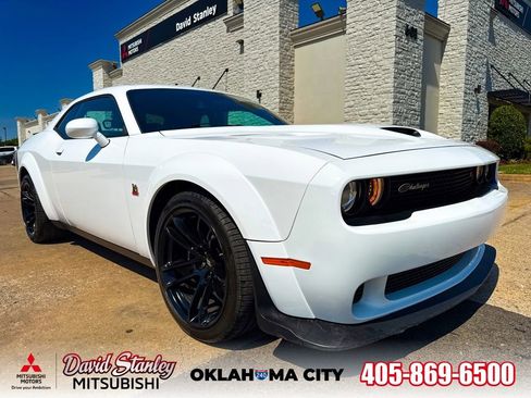 Used 2023 Dodge Challenger R/T Scat Pack RWD image 1