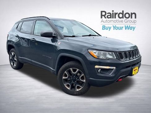Used 2017 Jeep Compass Trailhawk w/ Leather Interior Group AWD/4WD image 1
