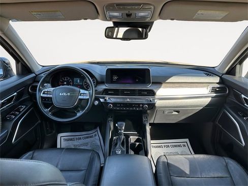 Used 2022 Kia Telluride EX image 10
