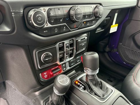 New 2026 Jeep Gladiator Rubicon image 24