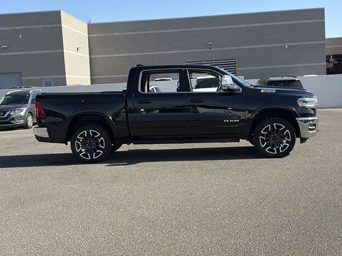 Used 2025 RAM 1500 Limited AWD/4WD image 26