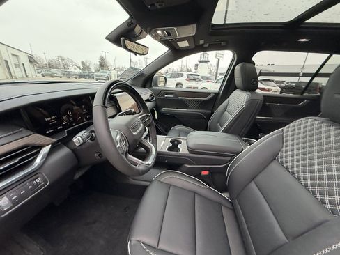 New 2026 GMC Acadia Denali w/ Super Cruise Package image 4