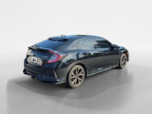 Used 2017 Honda Civic Sport image 4