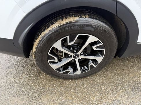 Certified 2023 Kia Sportage EX image 12