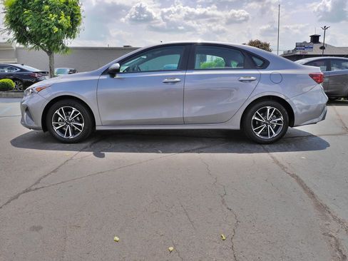 Used 2024 Kia Forte LXS FWD image 4