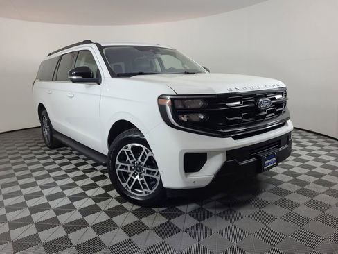 Used 2025 Ford Expedition Max Active image 1