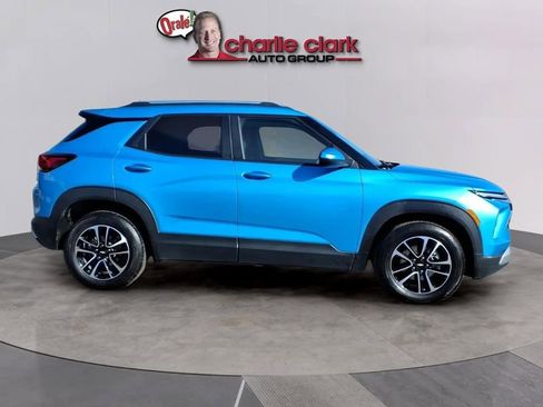 Used 2025 Chevrolet TrailBlazer LT image 7