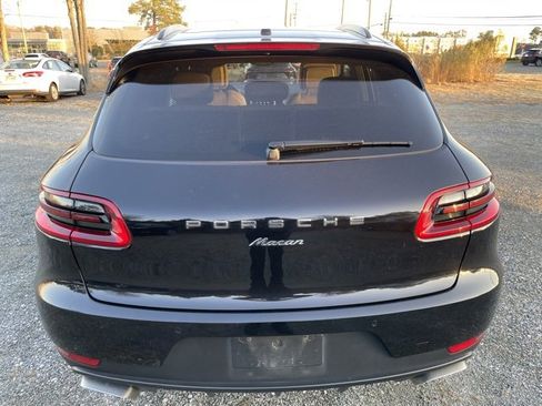 Used 2018 Porsche Macan image 4