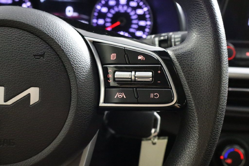 Used 2024 Kia Forte LXS w/ LXS Technology Package FWD image 10