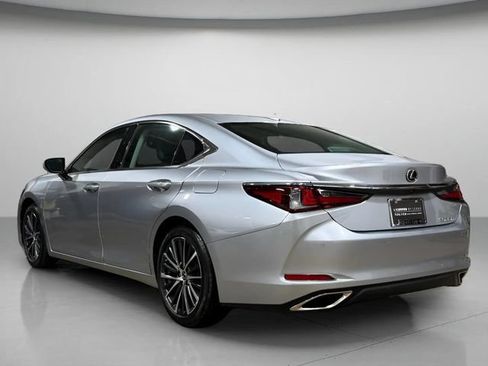 Used 2023 Lexus ES 350 w/ Premium Package FWD image 6