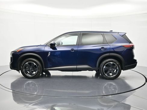 Certified 2024 Nissan Rogue SV FWD image 8