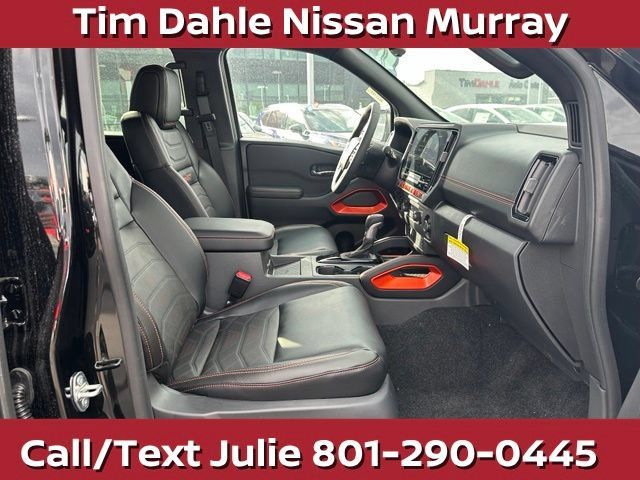 Used 2025 Nissan Frontier PRO-4X w/ Pro Premium Package AWD/4WD image 15