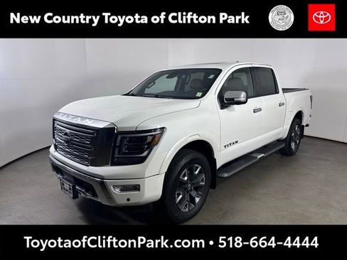 Used 2024 Nissan Titan Platinum Reserve w/ Moonroof Package AWD/4WD image 7