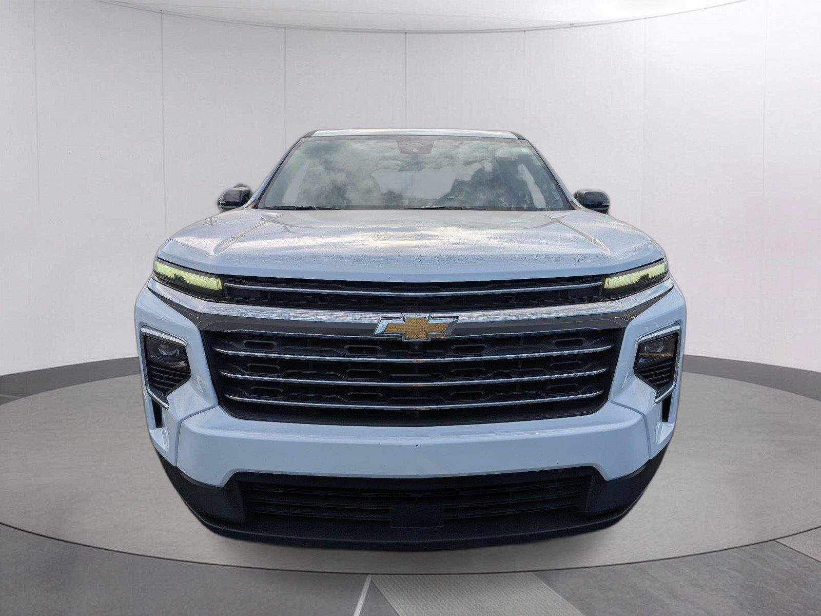 Used 2026 Chevrolet Traverse LT w/ Driver Confidence Package FWD image 10