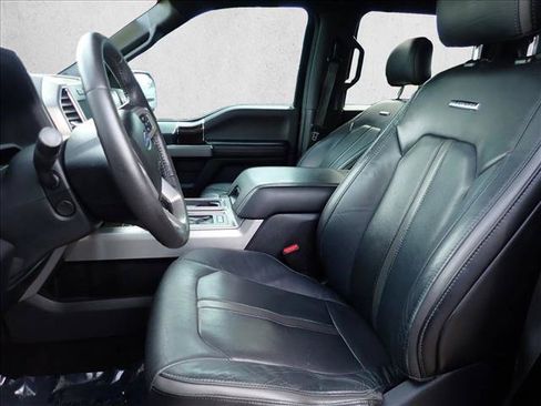 Used 2016 Ford F150 Platinum w/ Equipment Group 701A Luxury AWD/4WD image 10