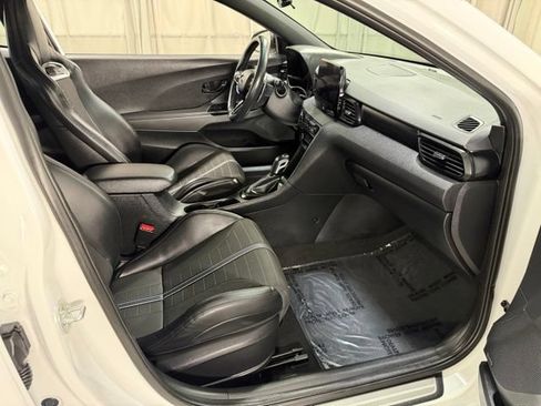 Used 2022 Hyundai Veloster N FWD image 7