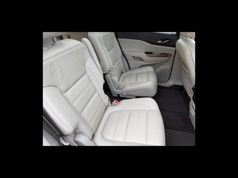 Used 2017 GMC Acadia Denali w/ Technology Package image 19