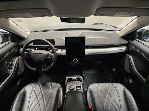 Used 2023 Ford Mustang Mach-E California Route 1 image 17