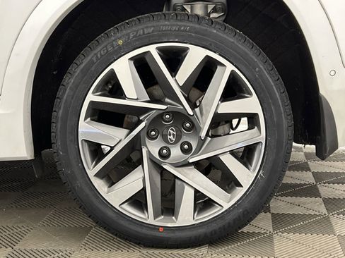 Used 2022 Hyundai Santa Fe Calligraphy image 10