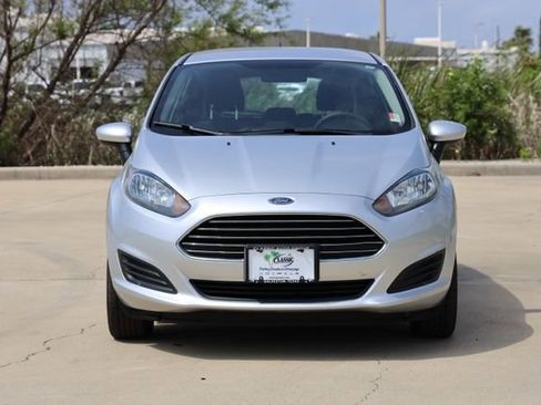 Certified 2019 Ford Fiesta SE FWD image 2